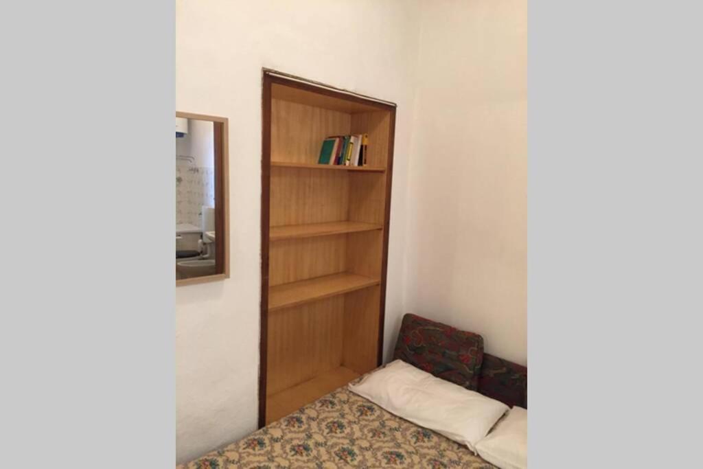 Ferienhaus Nel Set Di Piccolo Antico Viola